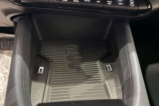 Alfa Romeo Junior 1.2 Ibrida