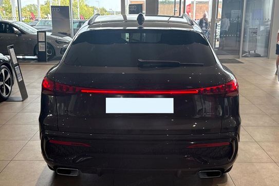 Audi Q5 TFSI quattro Sportback S line