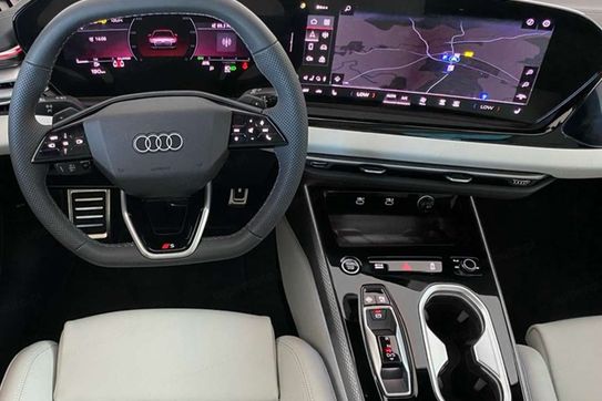 Audi A6 TDI quattro S line Avant