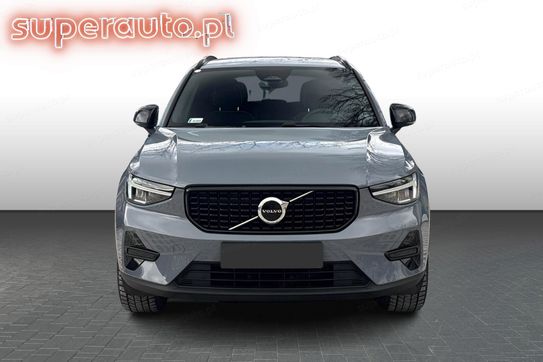 Volvo XC40 B3 Plus Dark