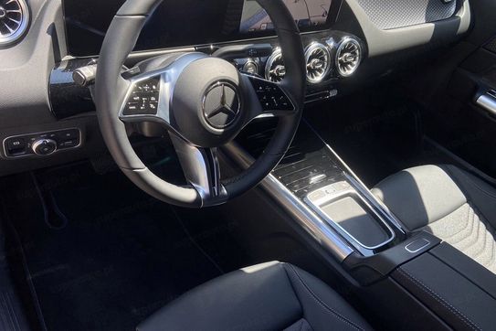 Mercedes GLA 200 Progressive