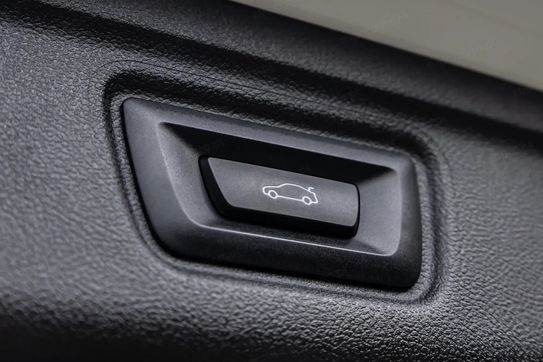 BMW Seria 3 M340d xDrive mHEV sport-aut