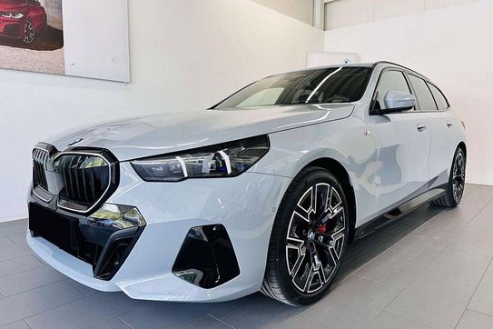 BMW Seria 5 Touring 540d xDrive M Sport