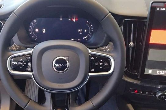 Volvo XC60 T6 Plug-In Hybrid AWD Core