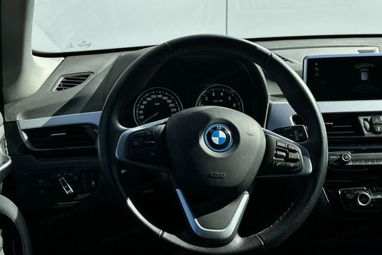 BMW X1 XDRIVE25E Advantage