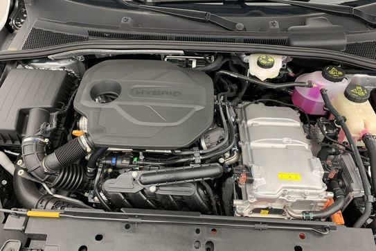 MG 3 Standard 1.5 Hybrid+ AT