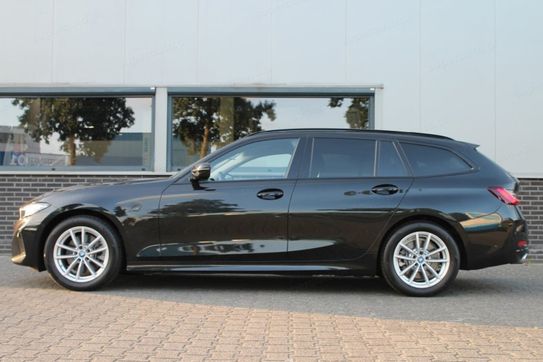 BMW Seria 3 Touring 320i