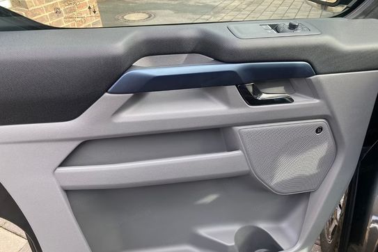 Ford Tourneo Custom 320 L2H1 Active A8 AWD