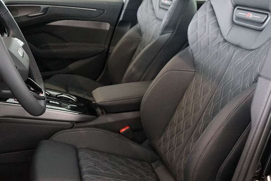 Audi A6 TDI quattro S line