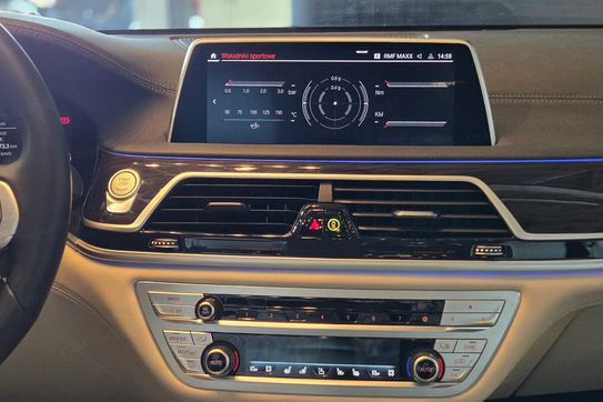 BMW Seria 7 740d xDrive sport-aut