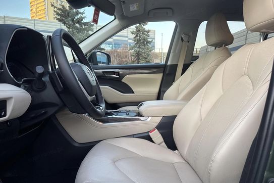 Toyota Highlander 2.5 Hybrid