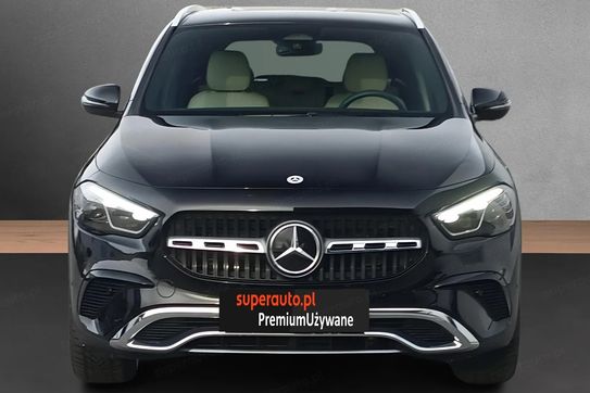 Mercedes GLA 200 Progressive