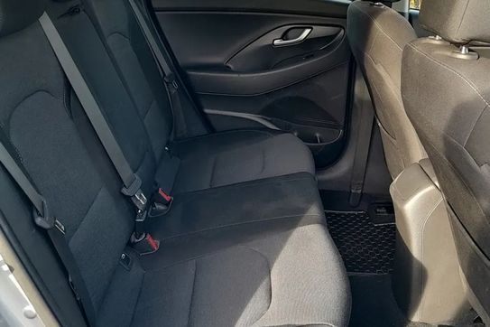 Hyundai i30 1.5 DPI Smart