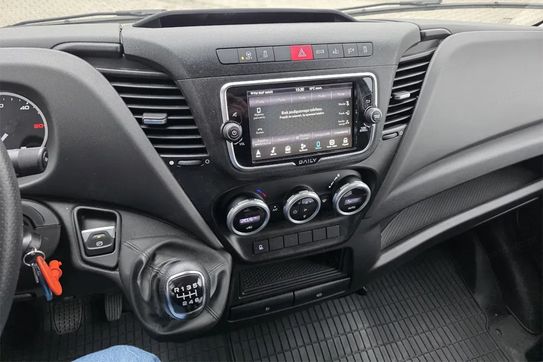 Iveco Daily 50C18 Kontener Mroźnia 8EP do -20° + Winda