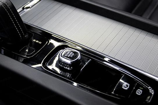 Volvo XC60 B4 B Plus Dark aut