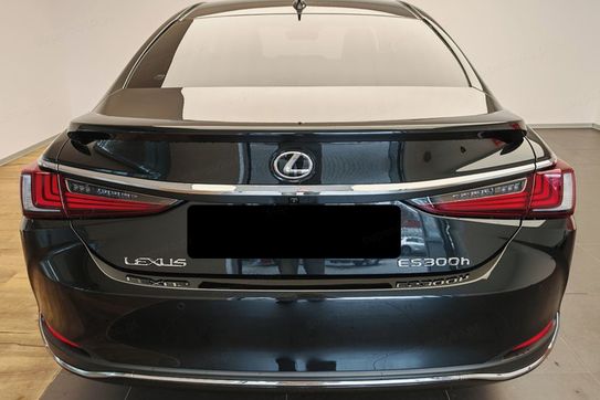 Lexus ES 300h Business Edition 2.5 E-CVT