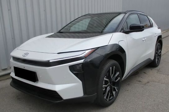 Toyota bZ4X Executive BEV AWD