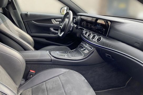 Mercedes Klasa E 220 d mHEV 4-Matic AMG 9G-Tronic