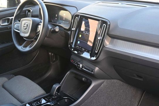 Volvo XC40 B4 Plus Dark