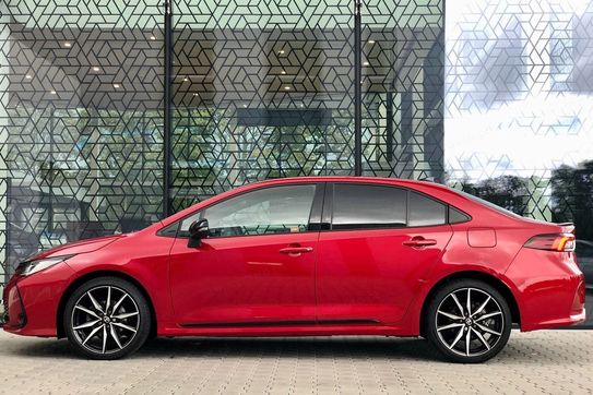 Toyota Corolla 1.8 Hybrid GR Sport Dynamic