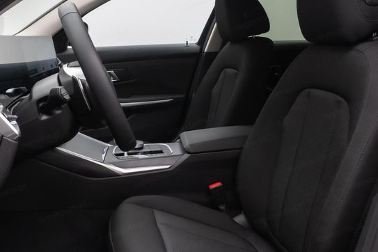 BMW Seria 3 Touring 320i