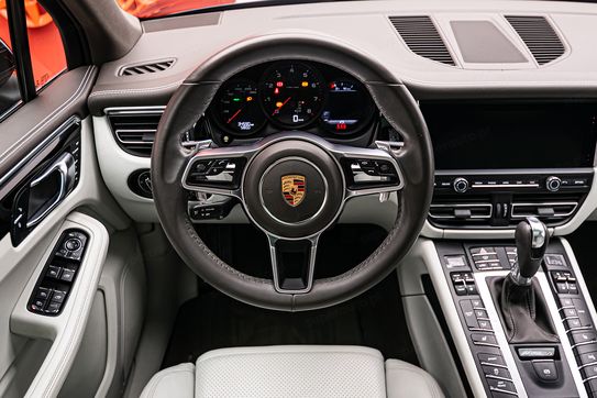 Porsche Macan 2.0 4x4