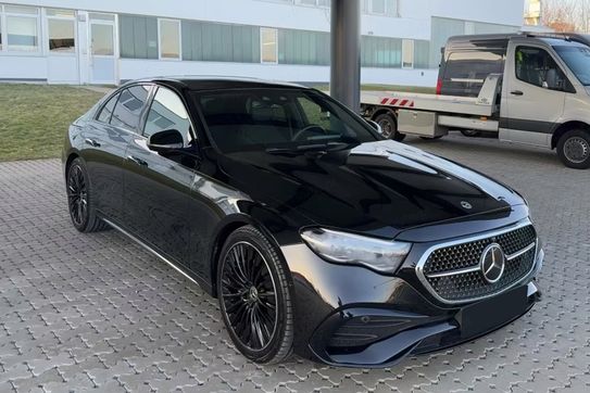 Mercedes Klasa E 200 4-Matic AMG