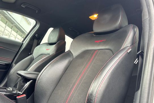 Kia ProCeed 1.6 T-GDI GT DCT