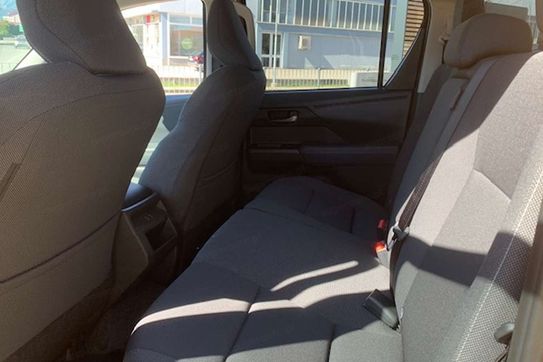 Toyota HiLux mHEV Double Cab Active 4x4 aut