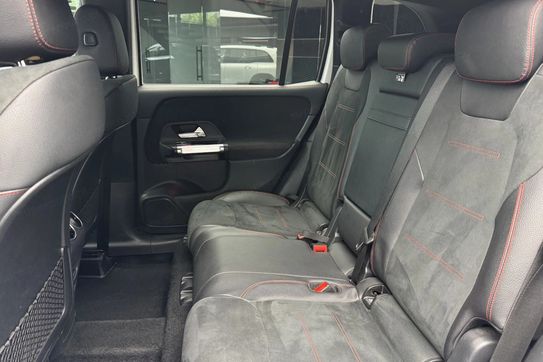 Mercedes GLB 200 AMG Line 7G-DCT