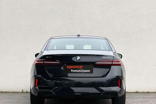BMW Seria 5 520d xDrive M Sport