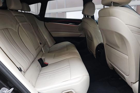 BMW Seria 6 620d xDrive Luxury Line