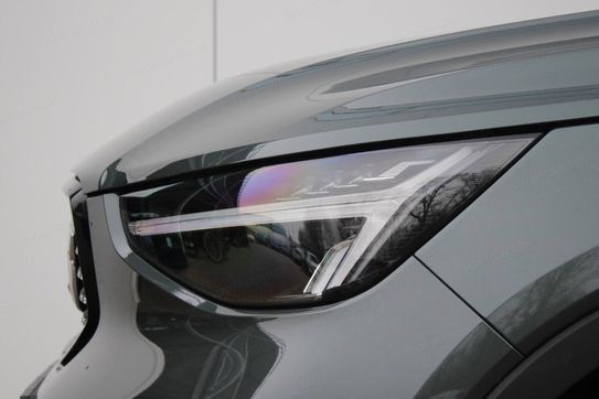 Volvo XC40 B3 Ultra Dark