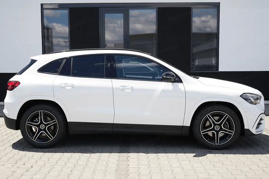 Mercedes GLA 220 4-Matic AMG Line
