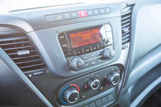 Iveco Daily 35S16 L4H3 18m3