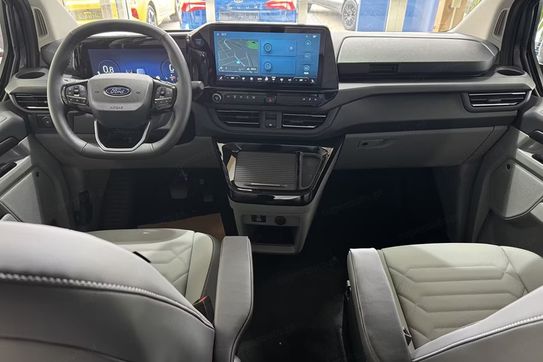 Ford Tourneo Custom 320 L2H1 Titanium X A8 AWD