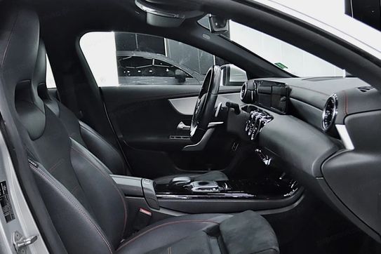 Mercedes CLA 200 AMG Line 7G-DCT