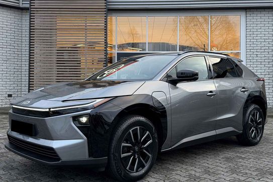 Toyota bZ4X Style EV