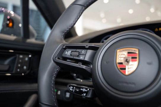 Porsche Panamera 4 E-Hybrid