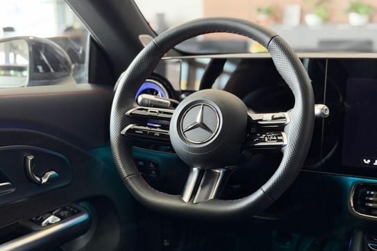 Mercedes CLA 200 AMG Line