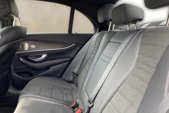 Mercedes Klasa E 220 d mHEV 4-Matic AMG 9G-Tronic