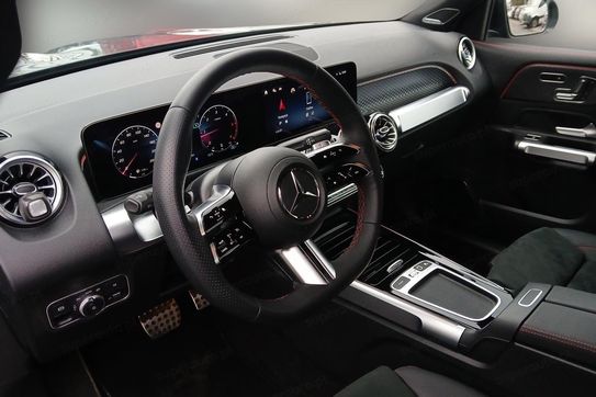 Mercedes GLB 220 4MATIC AMG Line