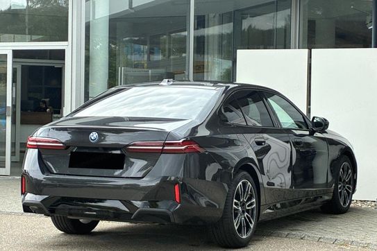 BMW Seria 5 530e xDrive M Sport