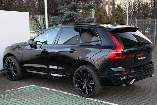Volvo XC60 T6 Plug-In Hybrid AWD Ultra Black Edition aut