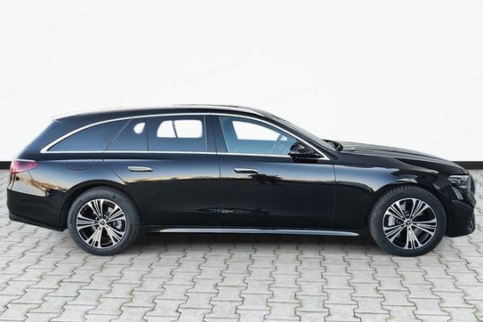Mercedes E Klasa Kombi 220 d 4MATIC Avantgarde