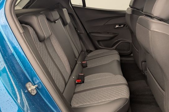 Peugeot 2008 ALLURE 1.2 PureTech