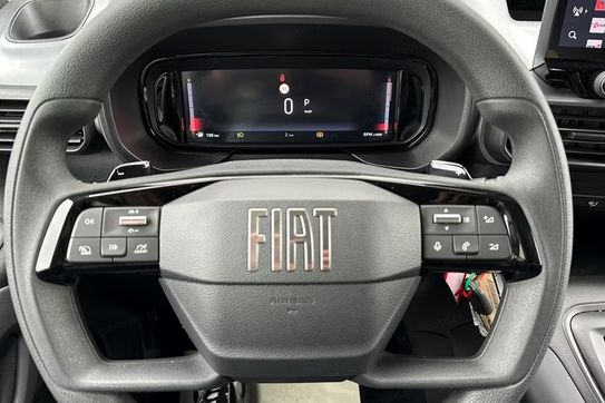 Fiat Fiorino/Qubo Icon 7os. L2H1 aut