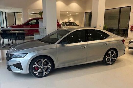 Skoda Octavia RS 2.0 TSI DSG