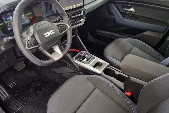 Dacia Bigster Expression 1.8 Full Hybrid