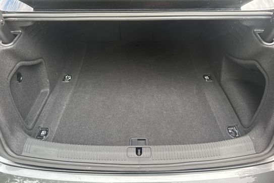 Audi A4 35 TFSI S Line
